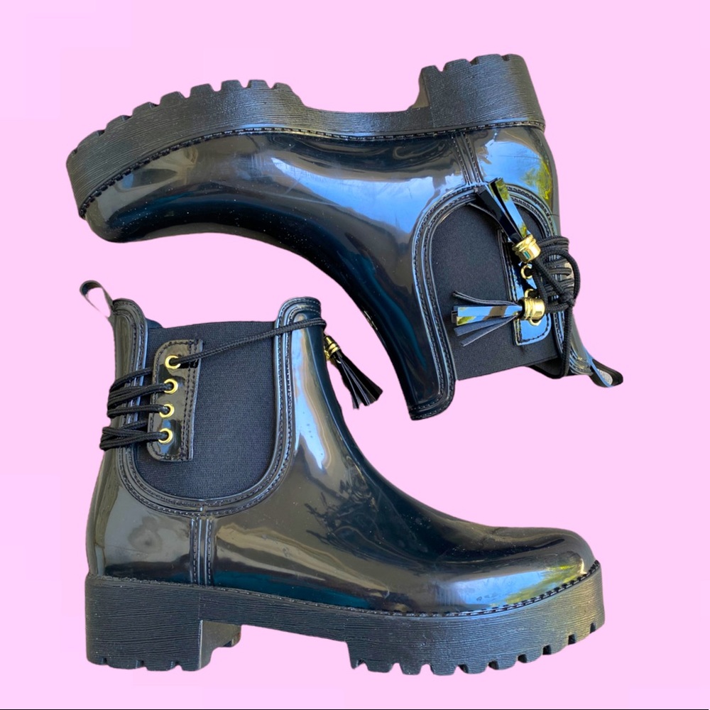 Black boots.